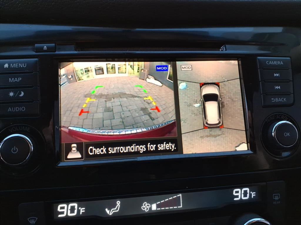 Used 2018 Nissan Rogue SV w/ Premium Package image 37