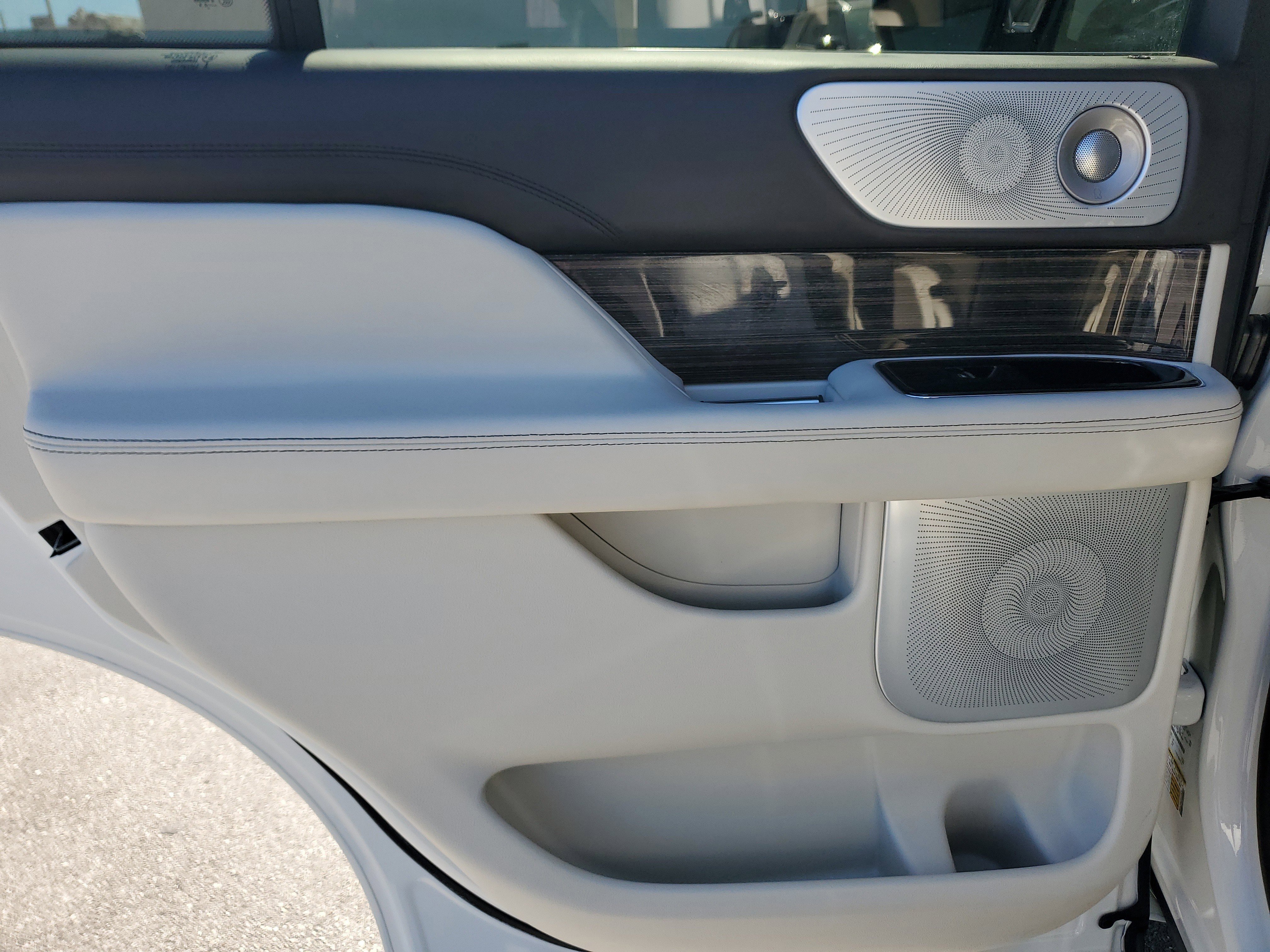 Used 2024 Lincoln Navigator Black Label image 27