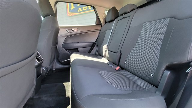 Used 2023 Kia Sportage LX AWD/4WD image 48