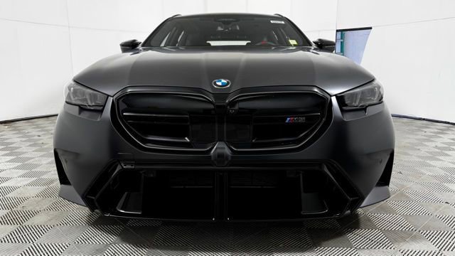 New 2026 BMW M5 Touring image 2