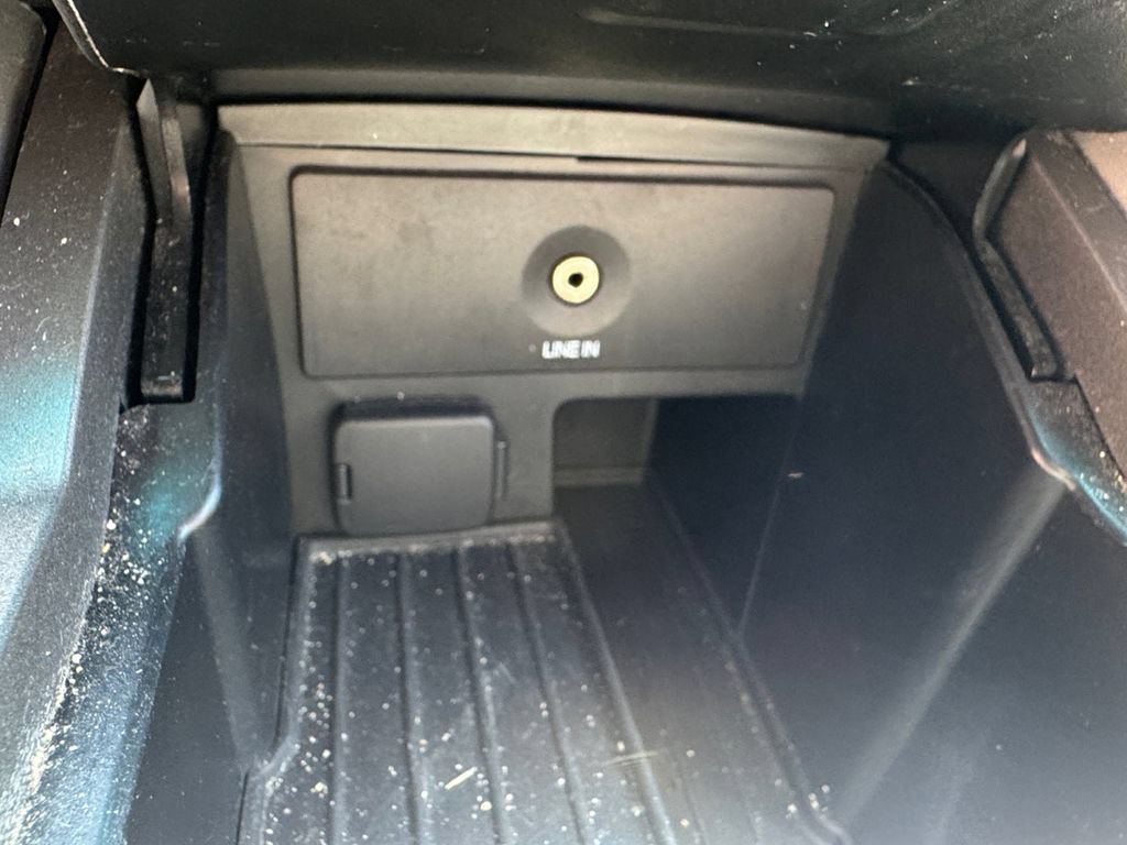 Used 2012 Ford Explorer FWD w/ Class III Trailer Tow Pkg image 28