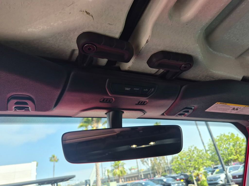 Used 2022 Jeep Gladiator Rubicon w/ LED Lighting Group AWD/4WD image 19
