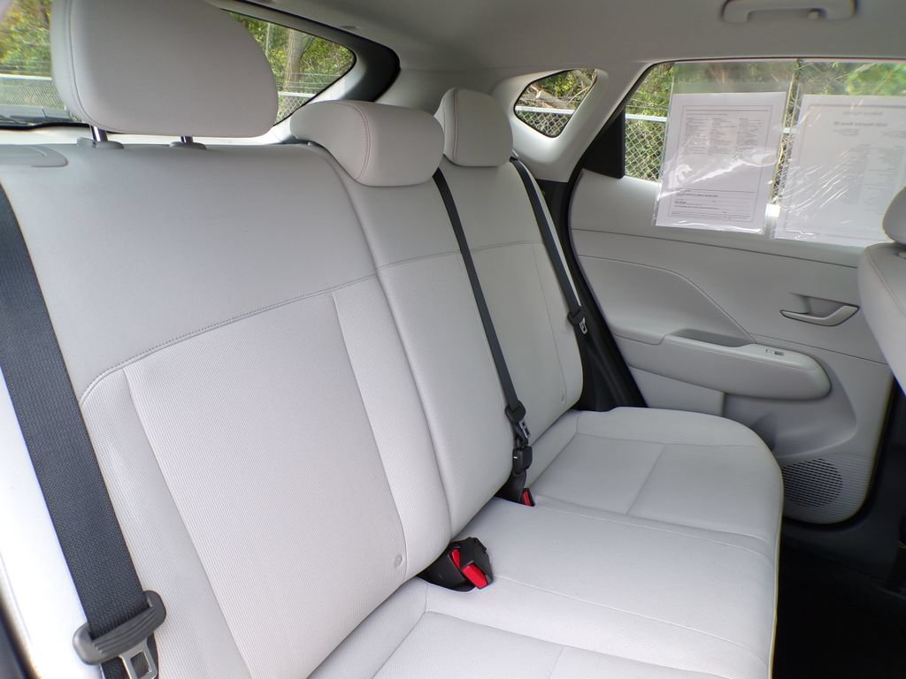Certified 2026 Hyundai Kona SE AWD/4WD image 18