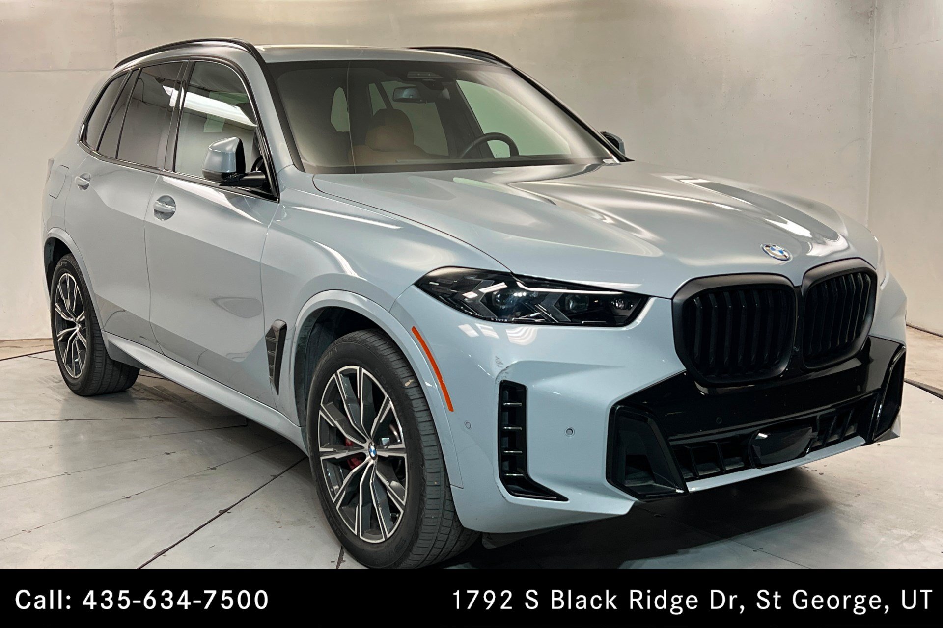 Used 2026 BMW X5 xDrive50e w/ M Sport Package AWD/4WD image 7