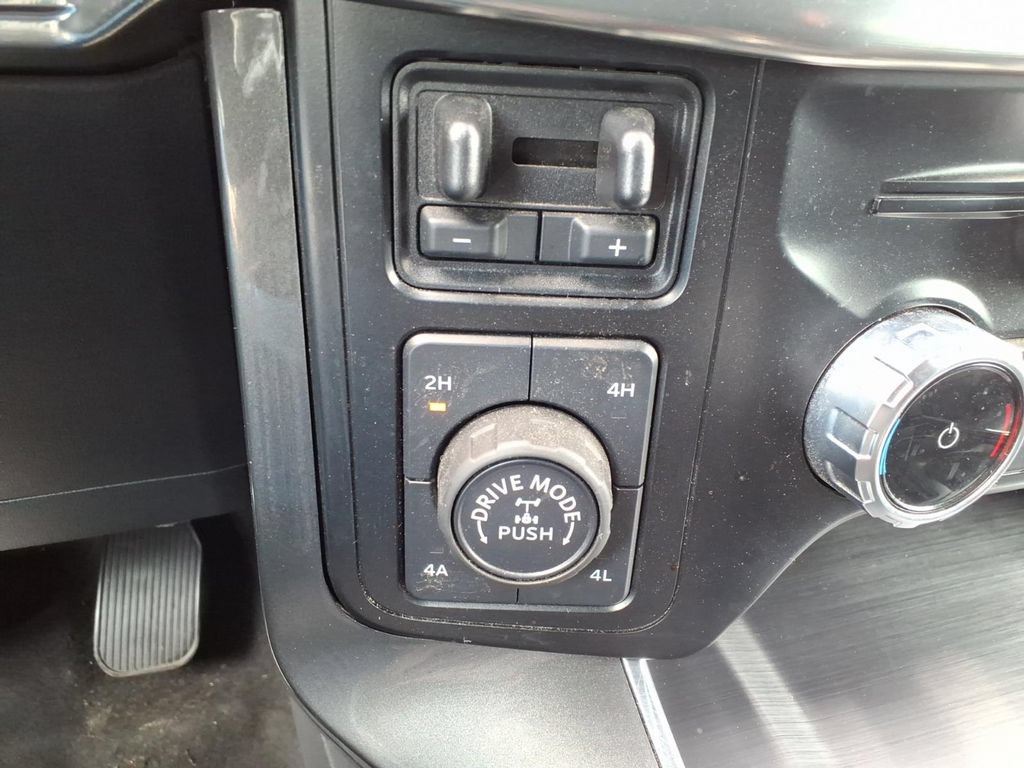 Used 2023 Ford F150 Lariat w/ Equipment Group 502A High AWD/4WD image 29