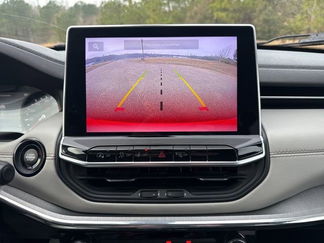 Used 2024 Jeep Compass Limited image 21