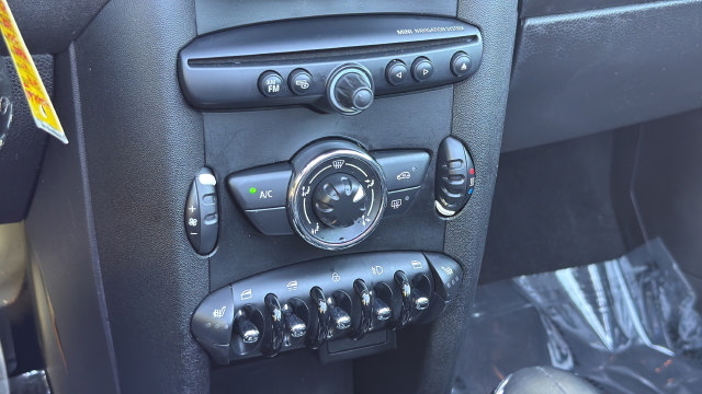 Used 2014 MINI Cooper S FWD image 18