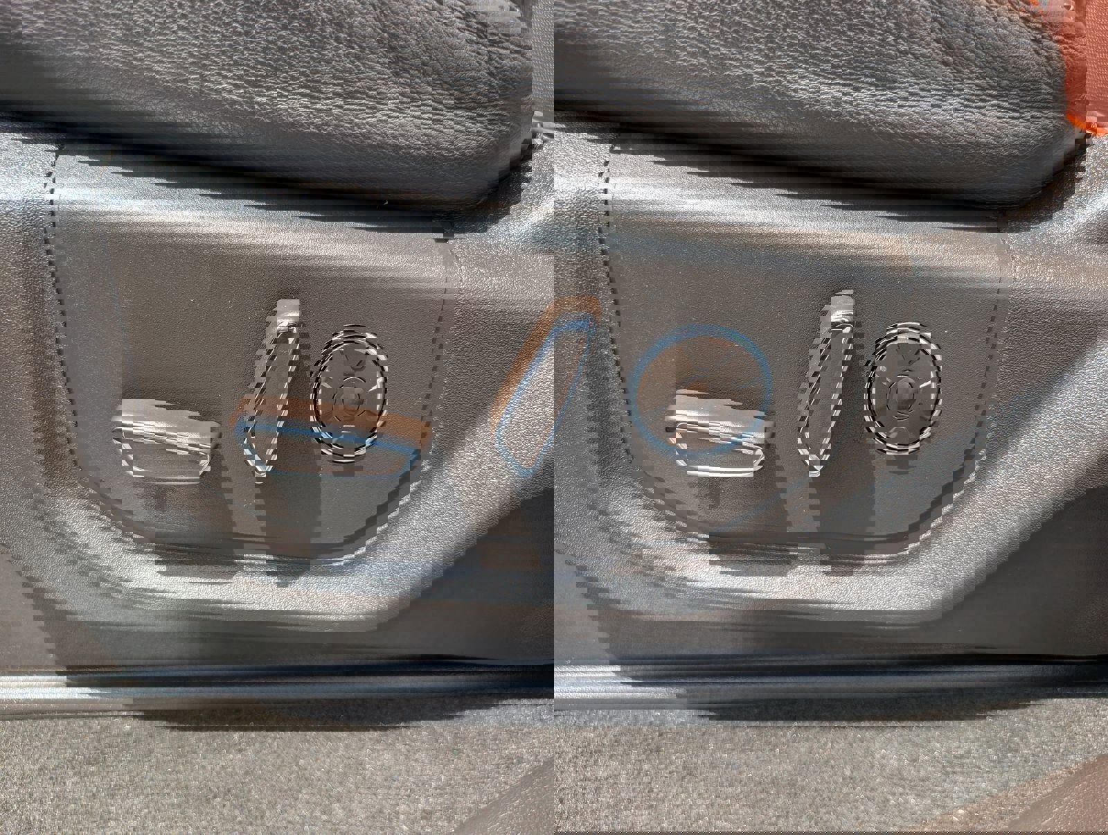 Used 2020 Ford F150 King Ranch w/ Equipment Group 601A Luxury AWD/4WD image 15