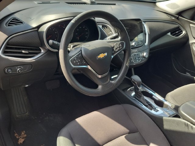 Certified 2025 Chevrolet Malibu LT FWD image 6