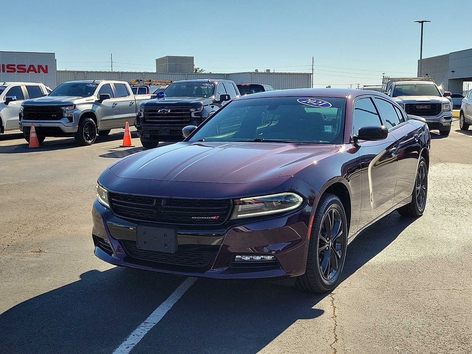 Used 2021 Dodge Charger SXT w/ Blacktop Package AWD/4WD image 2