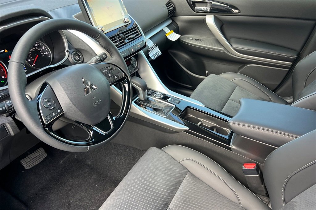 New 2025 Mitsubishi Eclipse Cross SE image 11