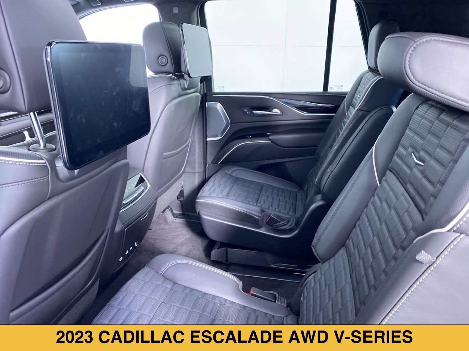Certified 2023 Cadillac Escalade V AWD/4WD image 15