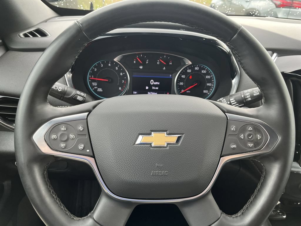 Used 2023 Chevrolet Traverse LT AWD/4WD image 14