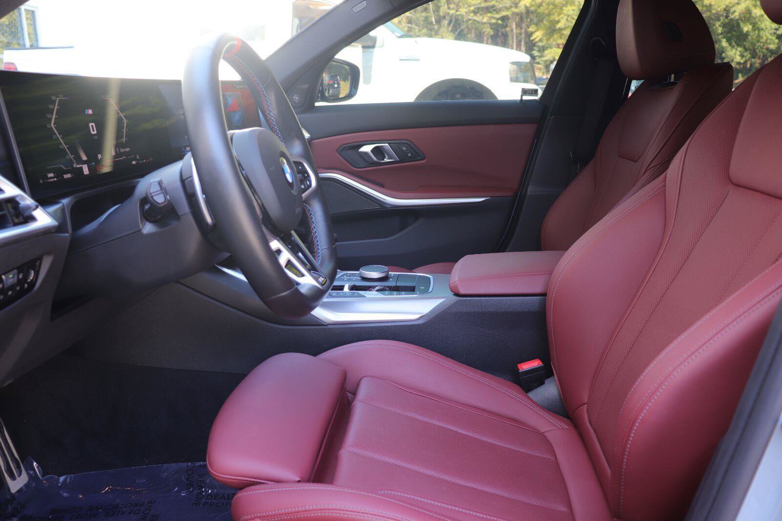 Used 2025 BMW M340i w/ Premium Package RWD image 11