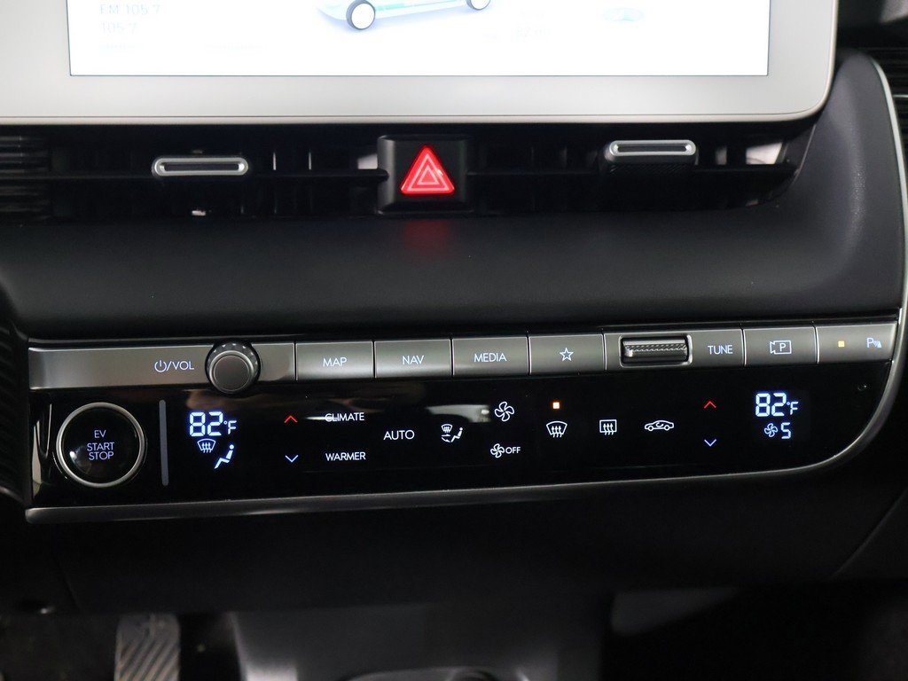 Used 2022 Hyundai Ioniq 5 Limited image 45