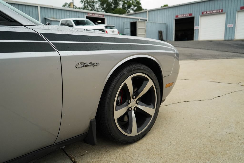 Used 2014 Dodge Challenger R/T RWD image 18