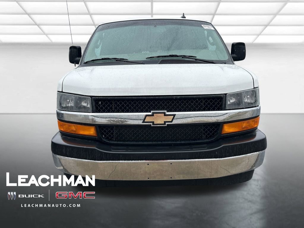 Used 2024 Chevrolet Express 2500 w/ Driver Convenience Package image 10