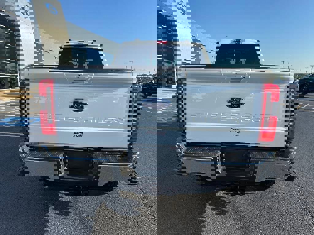 New 2025 Ford F350 Lariat w/ Lariat Ultimate Package image 30