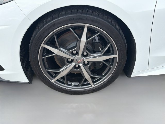 Used 2022 Chevrolet Corvette Stingray Premium Cpe w/ Z51 Performance Package RWD image 35