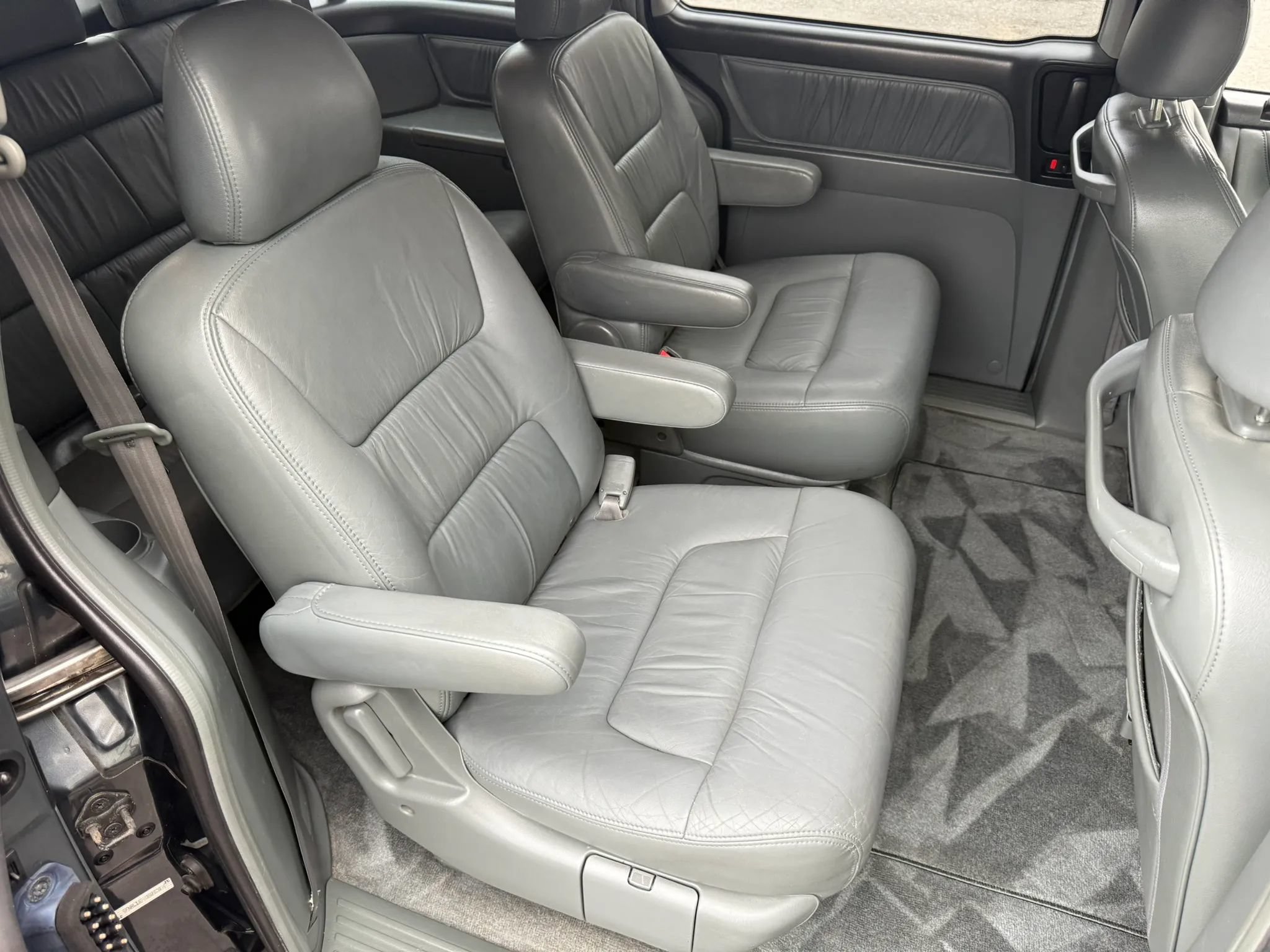 Used 2003 Honda Odyssey EX-L image 27