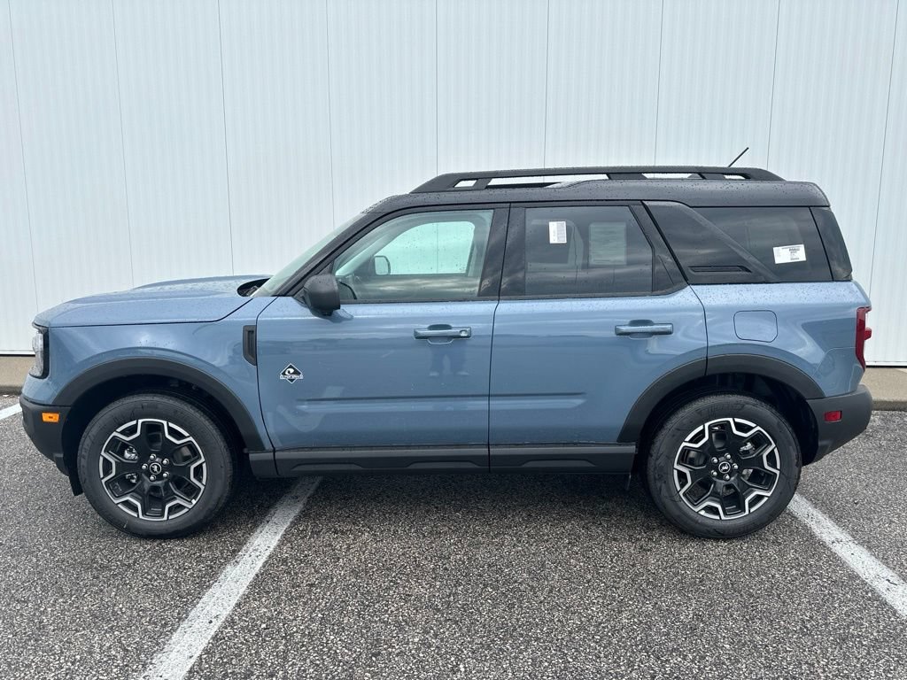 New 2026 Ford Bronco Sport Outer Banks w/ Outer Banks Tech Package+ AWD/4WD image 3