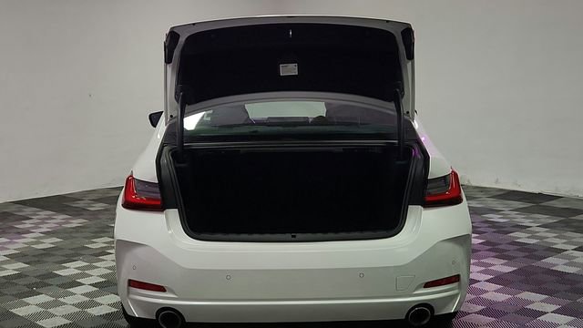Used 2024 BMW 330i Sedan image 20