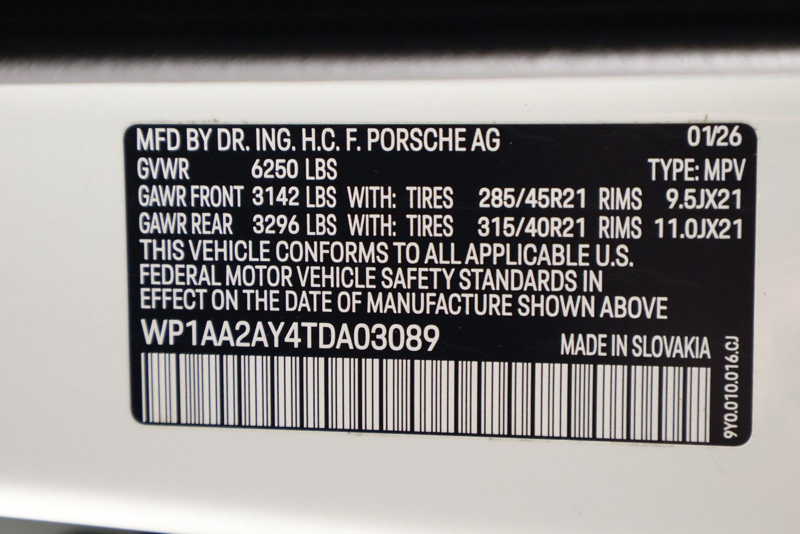 Certified 2026 Porsche Cayenne AWD/4WD image 19
