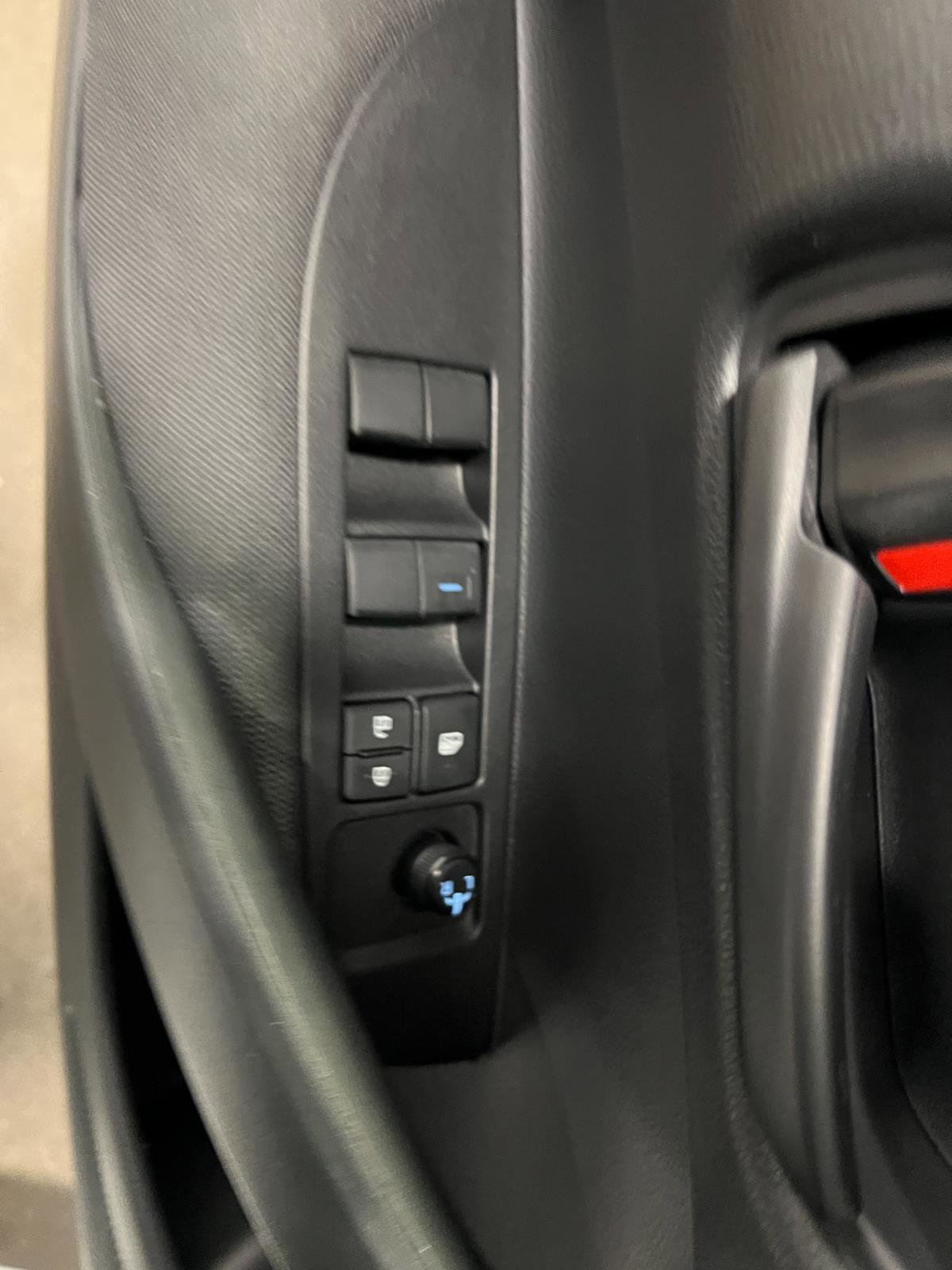 Used 2023 Toyota Corolla LE image 23