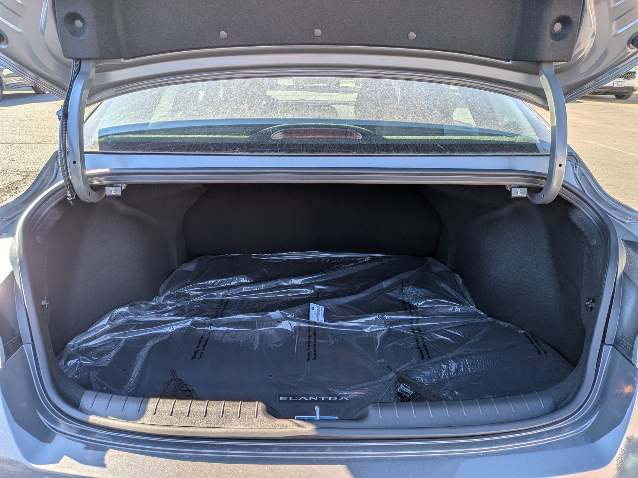 New 2026 Hyundai Elantra Sport FWD image 21