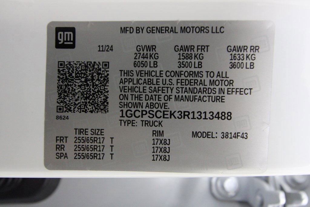 Used 2024 Chevrolet Colorado LT w/ LT Convenience Package image 20