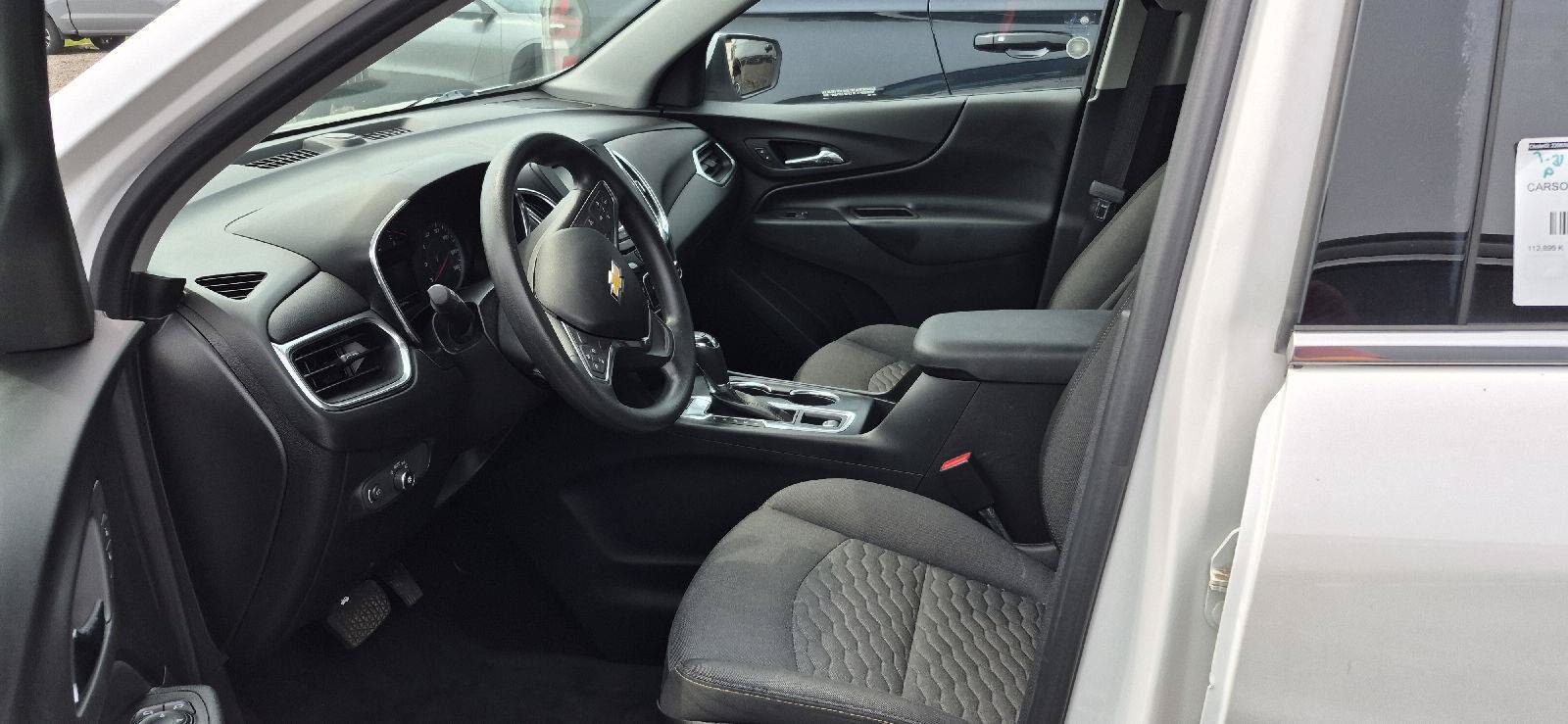 Used 2018 Chevrolet Equinox LT AWD/4WD image 6