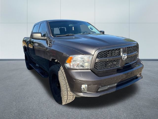Used 2019 RAM 1500 Express w/ Express Value Package AWD/4WD image 5