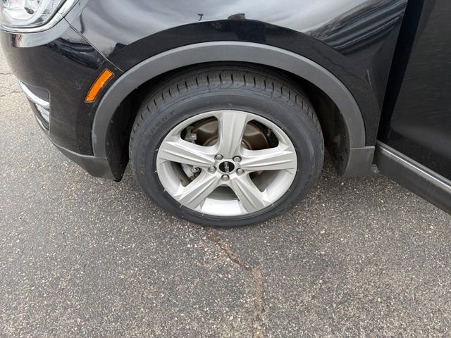 Used 2017 Lincoln MKC Premiere image 27