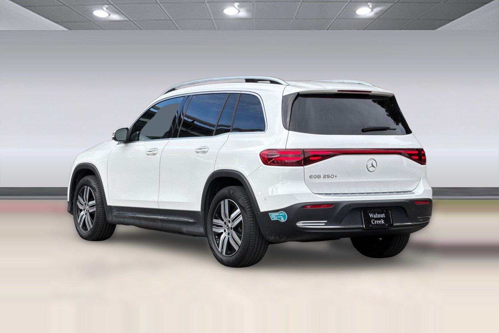 Certified 2024 Mercedes-Benz EQB 250+ image 3