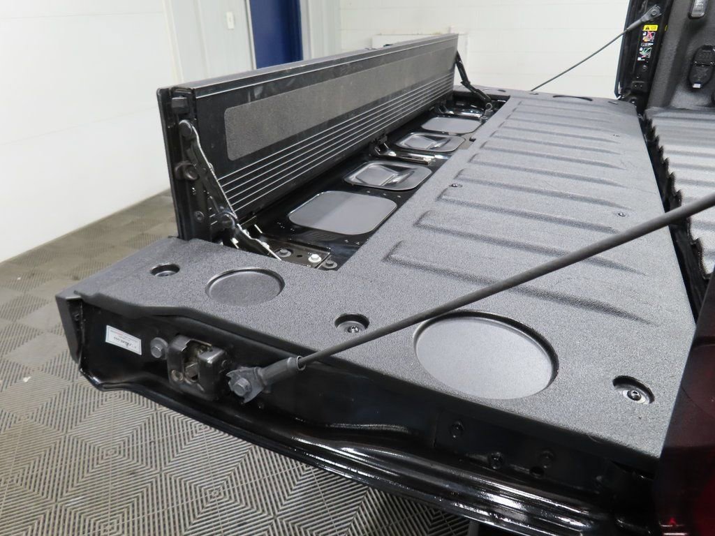 Used 2024 GMC Sierra 2500 Denali w/ Denali Reserve Package image 44