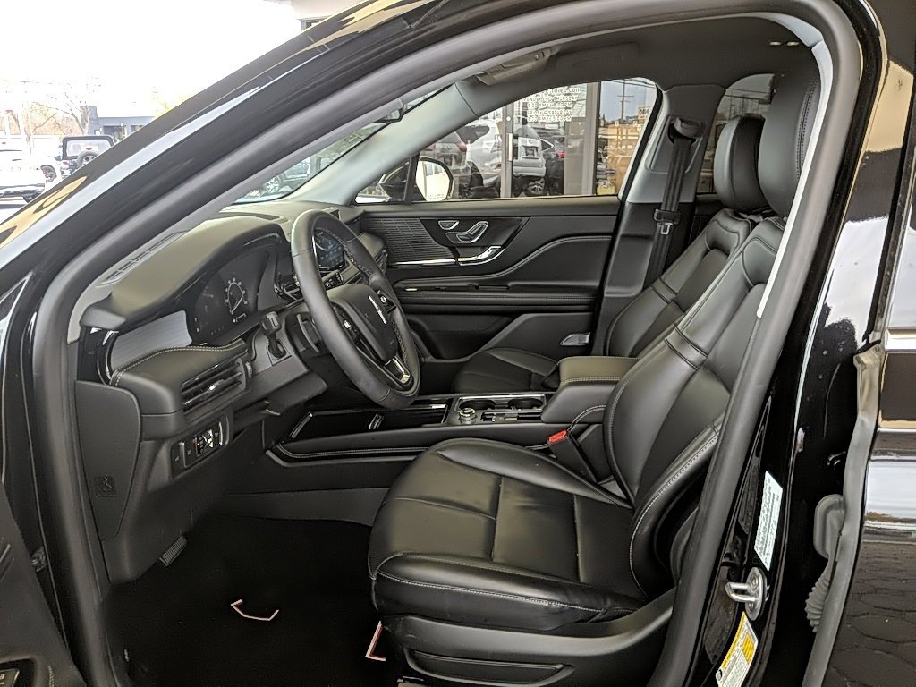 Used 2022 Lincoln Corsair AWD w/ Equipment Group 101A image 10