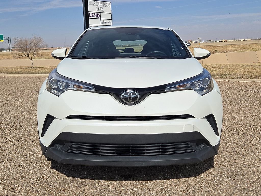 Used 2018 Toyota C-HR XLE image 8