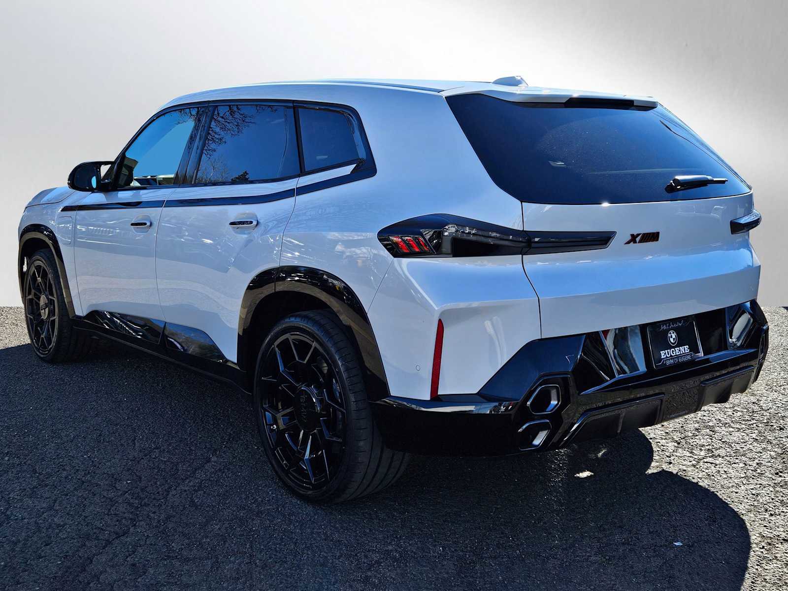 New 2026 BMW XM Label Red w/ M Driver's Package image 5