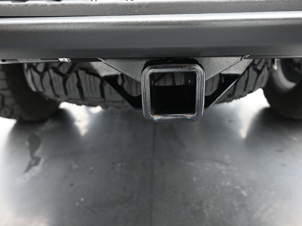 Used 2022 Chevrolet Colorado ZR2 w/ Colorado ZR2 Bison Edition AWD/4WD image 46