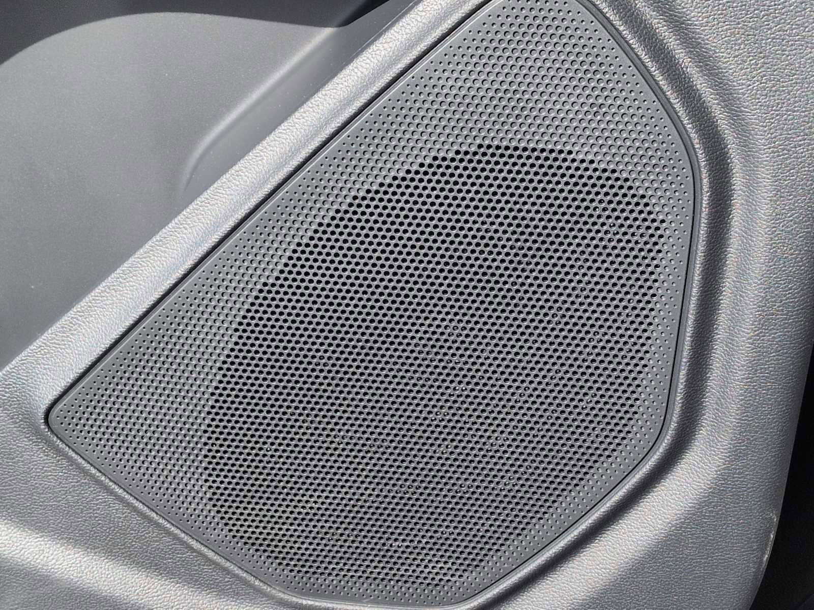 Used 2026 Ford Explorer ST-Line image 30