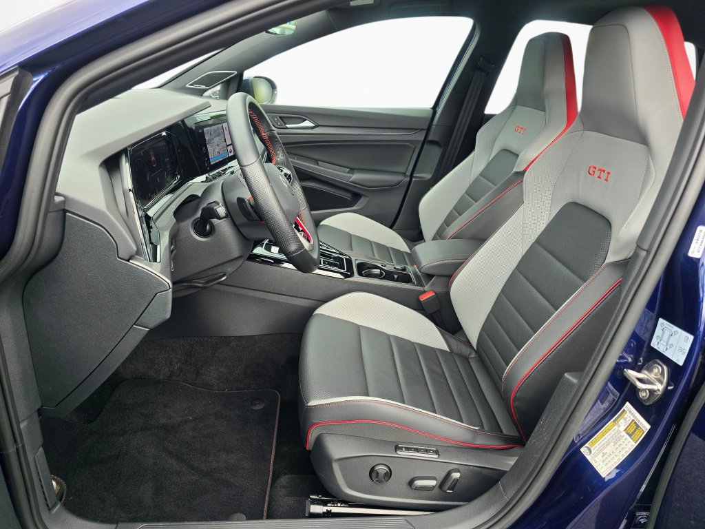 Used 2023 Volkswagen GTI SE FWD image 12