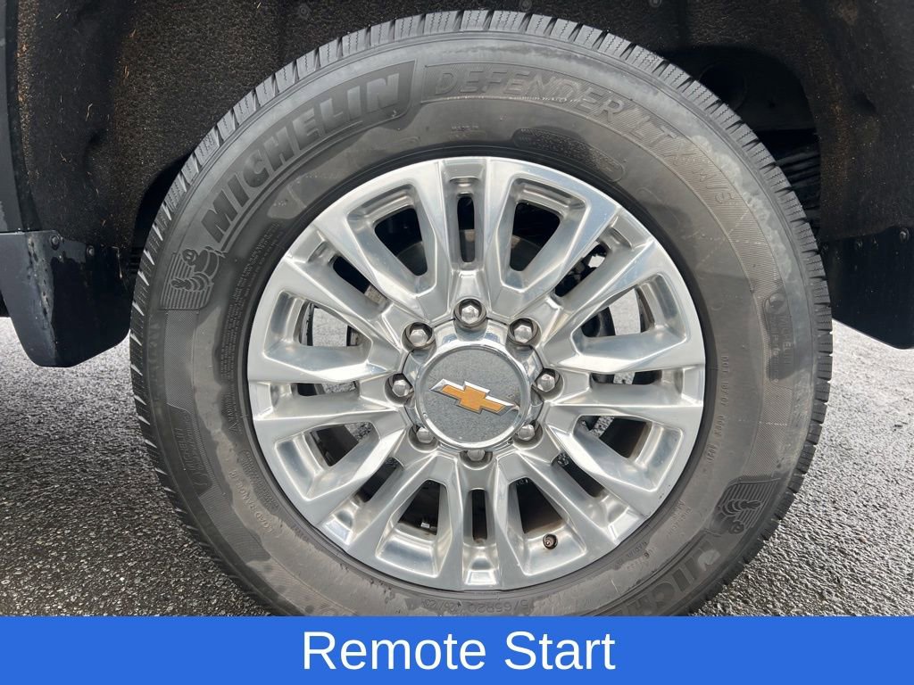 Used 2022 Chevrolet Silverado 2500 High Country image 9