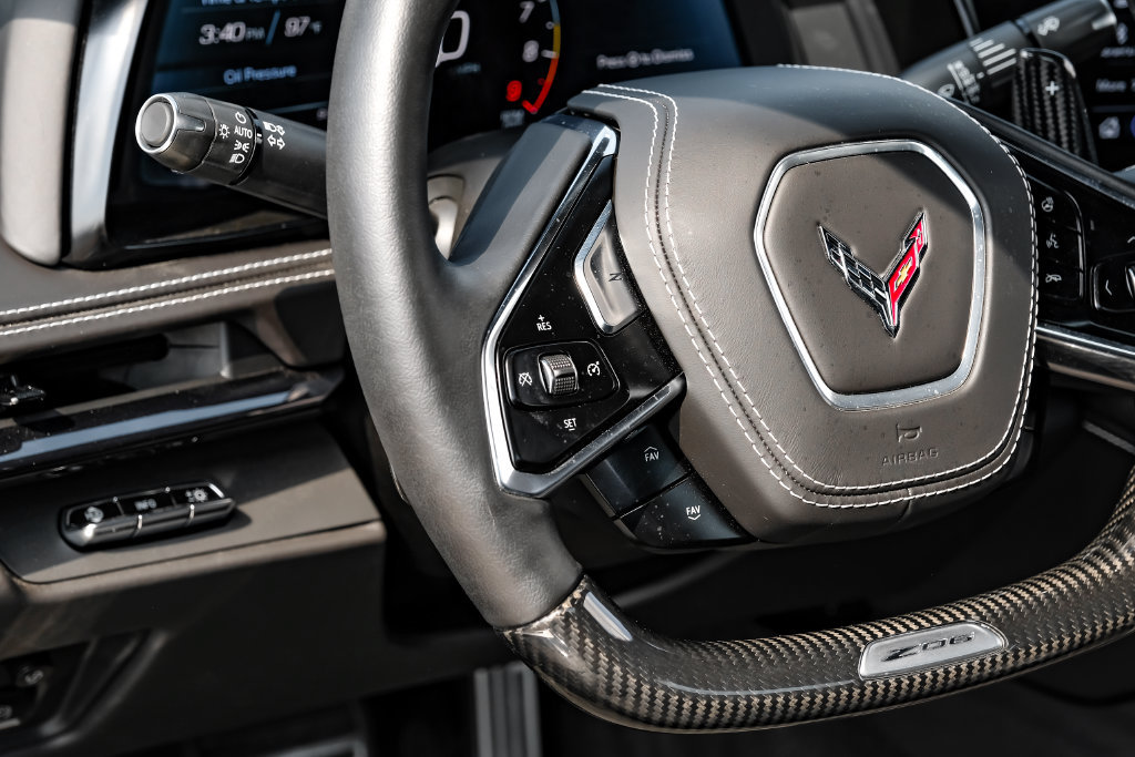 Used 2023 Chevrolet Corvette Z06 w/ Stealth Interior Trim Package RWD image 16