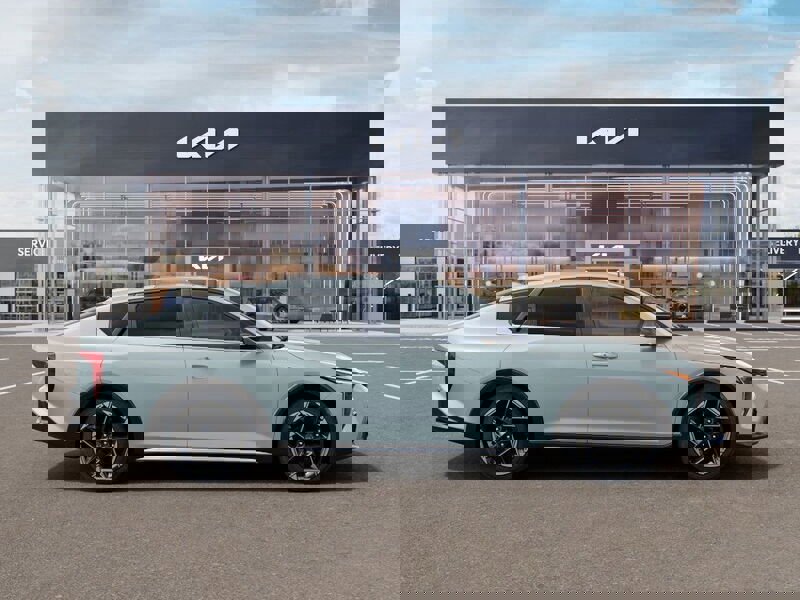 New 2026 Kia K4 GT-Line image 7