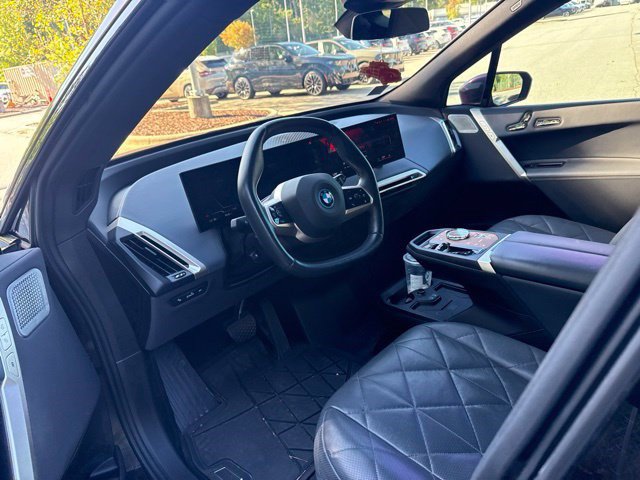 Used 2023 BMW iX M60 AWD/4WD image 16