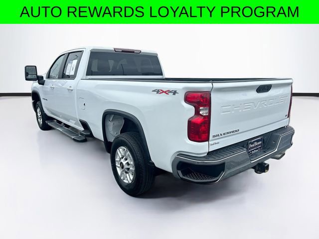 Used 2025 Chevrolet Silverado 2500 LT w/ Convenience Package AWD/4WD image 5