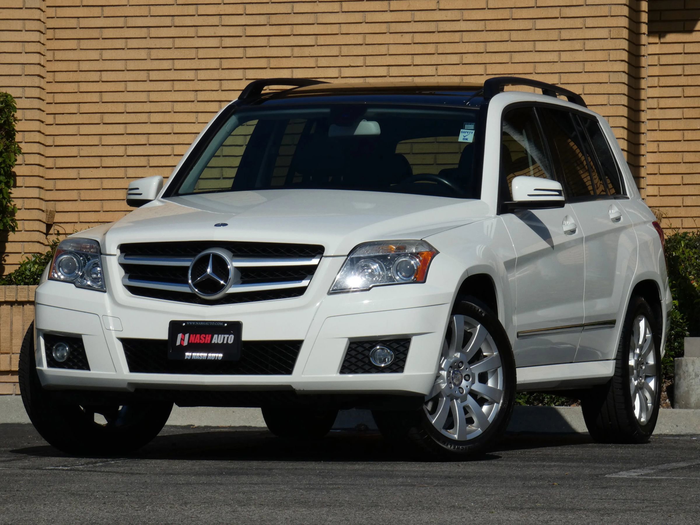 Used 2012 Mercedes-Benz GLK 350 2WD image 4