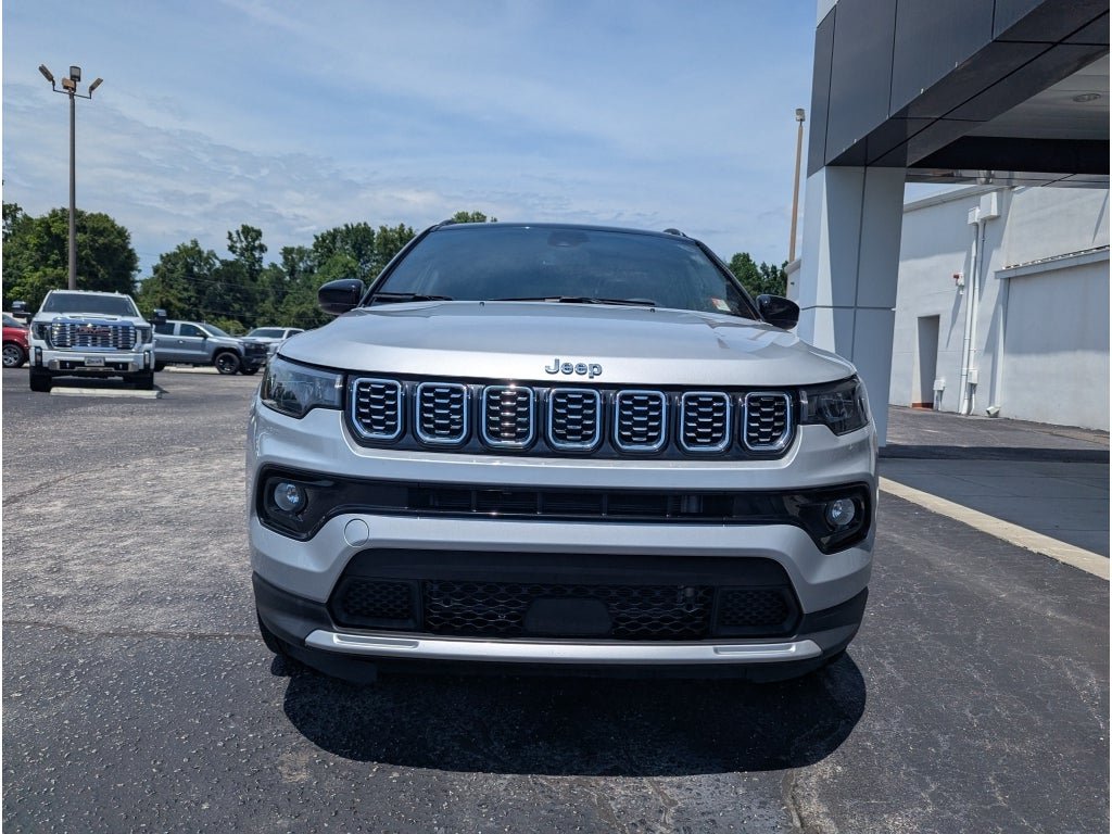 Used 2025 Jeep Compass Limited AWD/4WD image 8