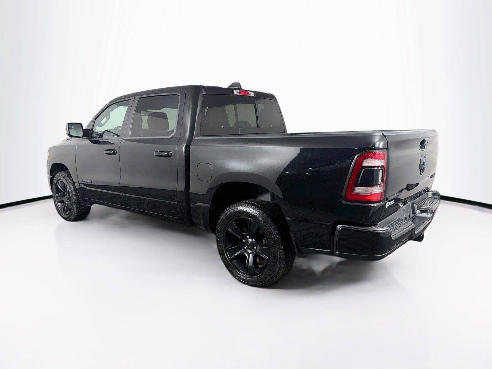 Used 2023 RAM 1500 Big Horn AWD/4WD image 9