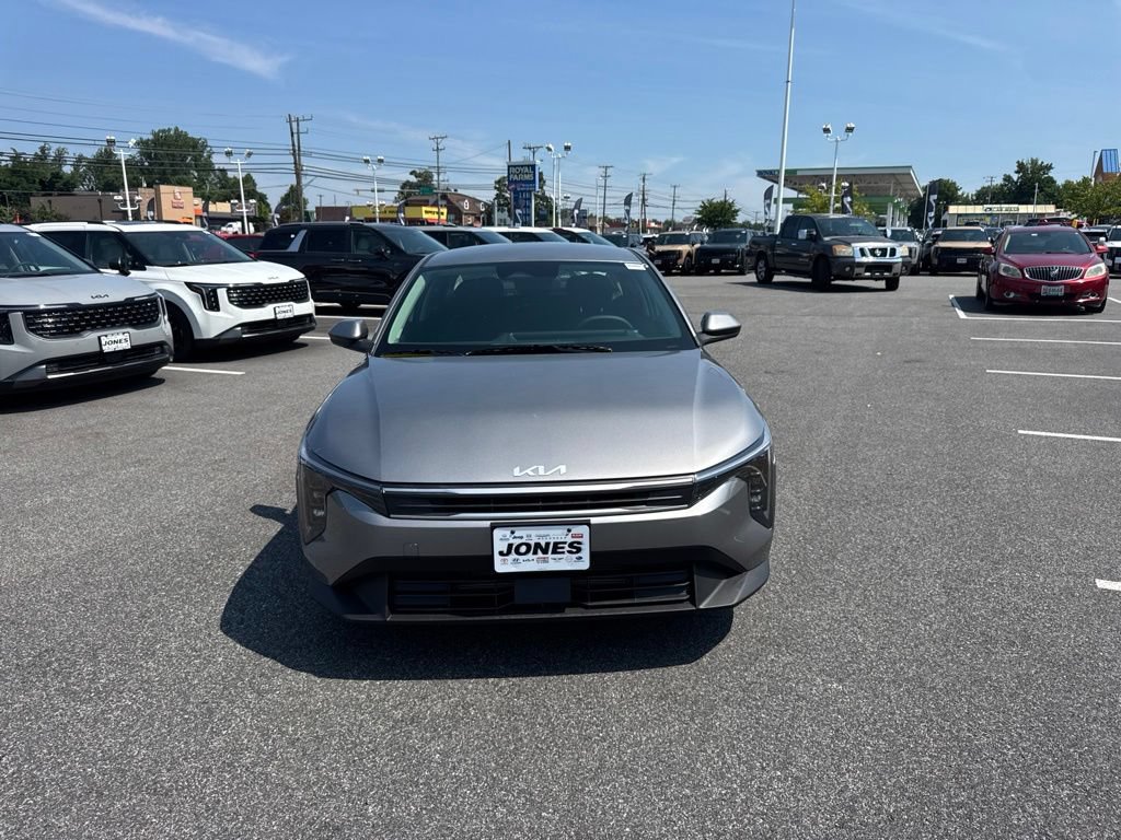 New 2026 Kia K4 FWD image 3